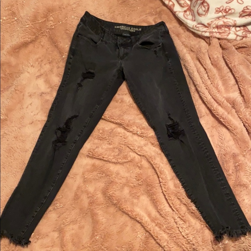 black american eagle skinny jeans